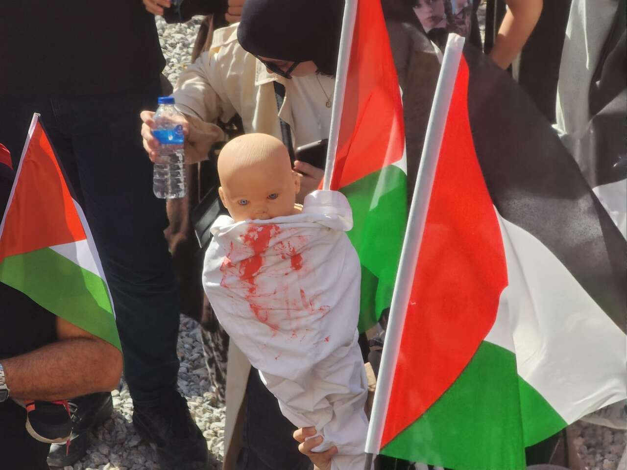 Muğla’da Gazze ve Küresel Sumud Filosuna Destek Yürüyüşü 5